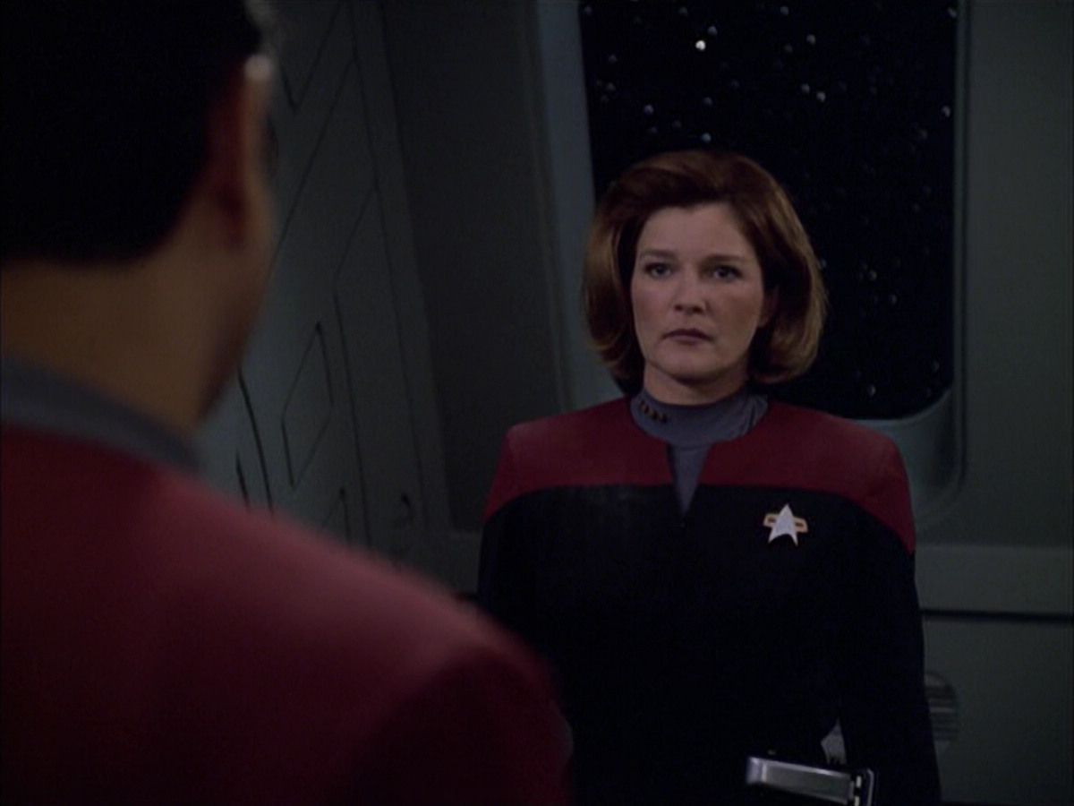 extant_StarTrek_VOY_6x01-EquinoxPart2_02093.jpg