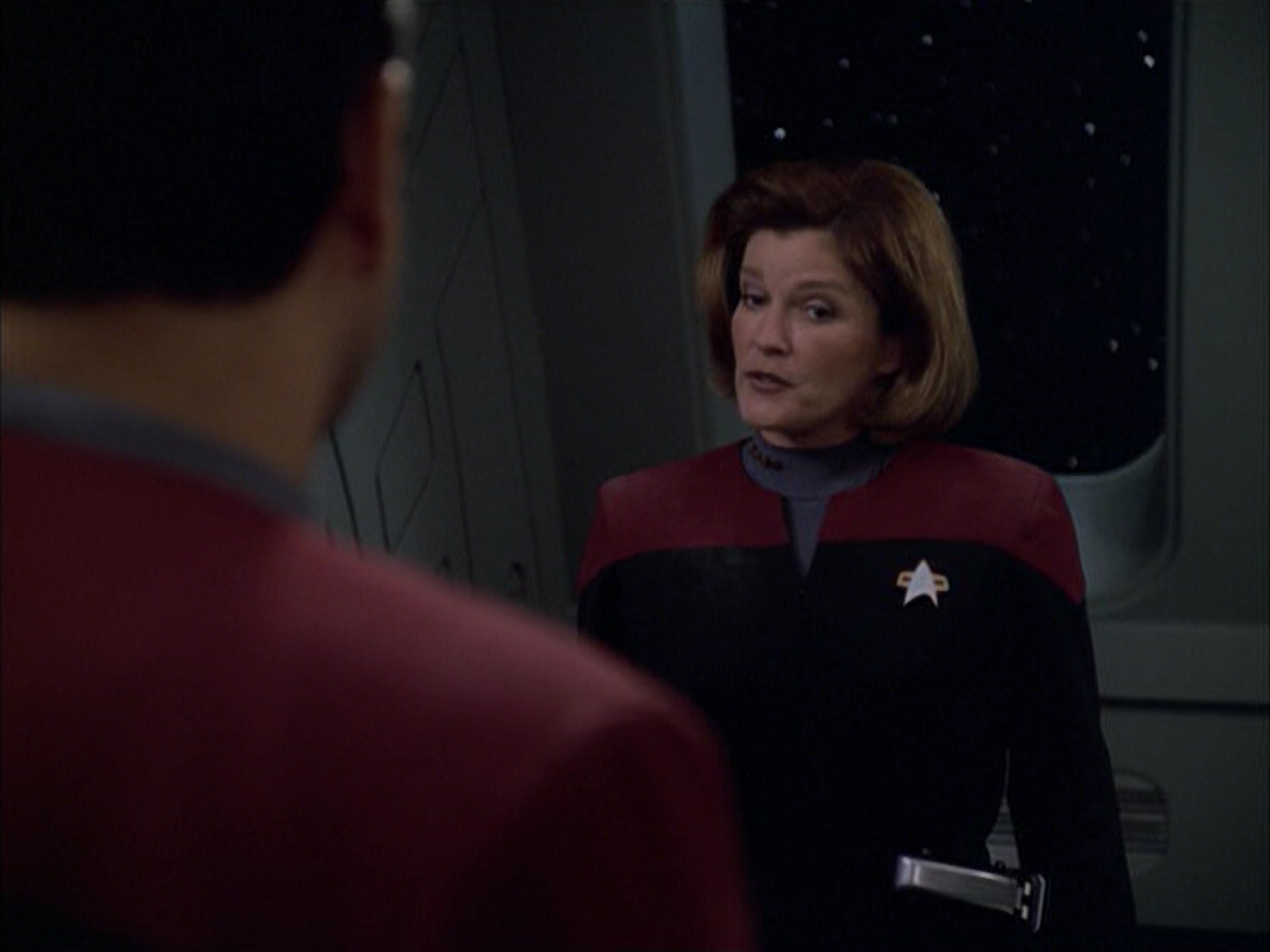 extant_StarTrek_VOY_6x01-EquinoxPart2_02100.jpg