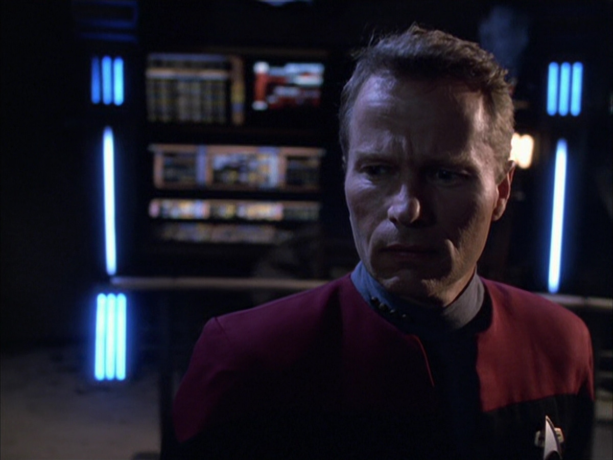 extant_StarTrek_VOY_6x01-EquinoxPart2_02396.jpg