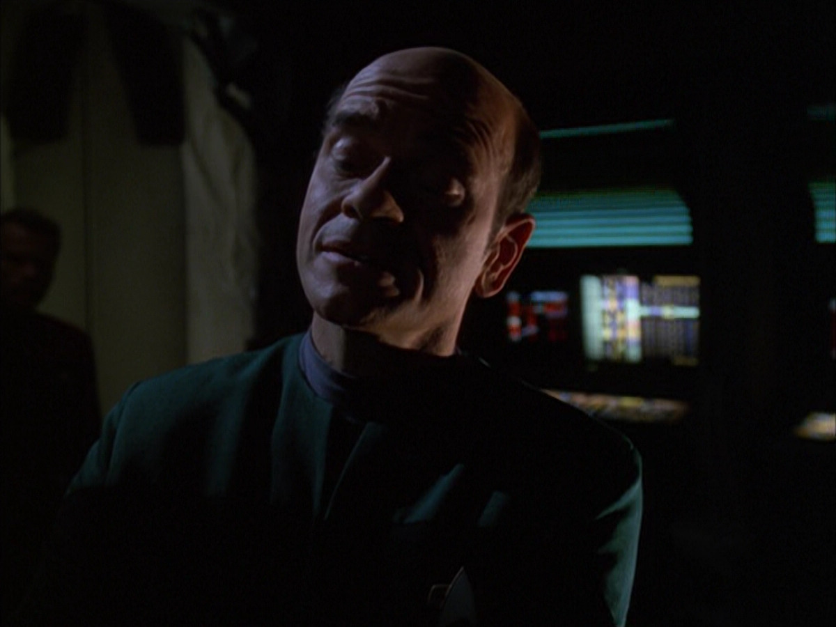 extant_StarTrek_VOY_6x01-EquinoxPart2_02420.jpg