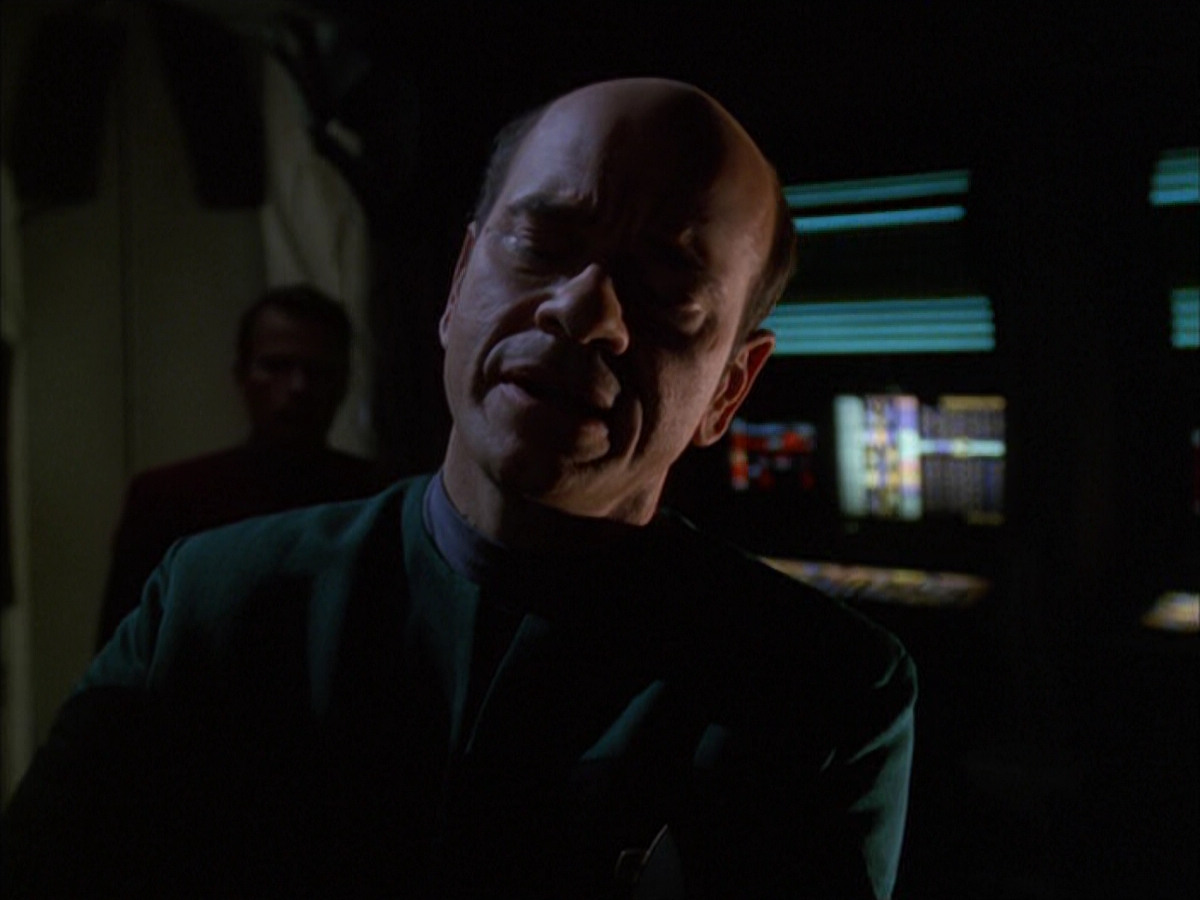 extant_StarTrek_VOY_6x01-EquinoxPart2_02422.jpg
