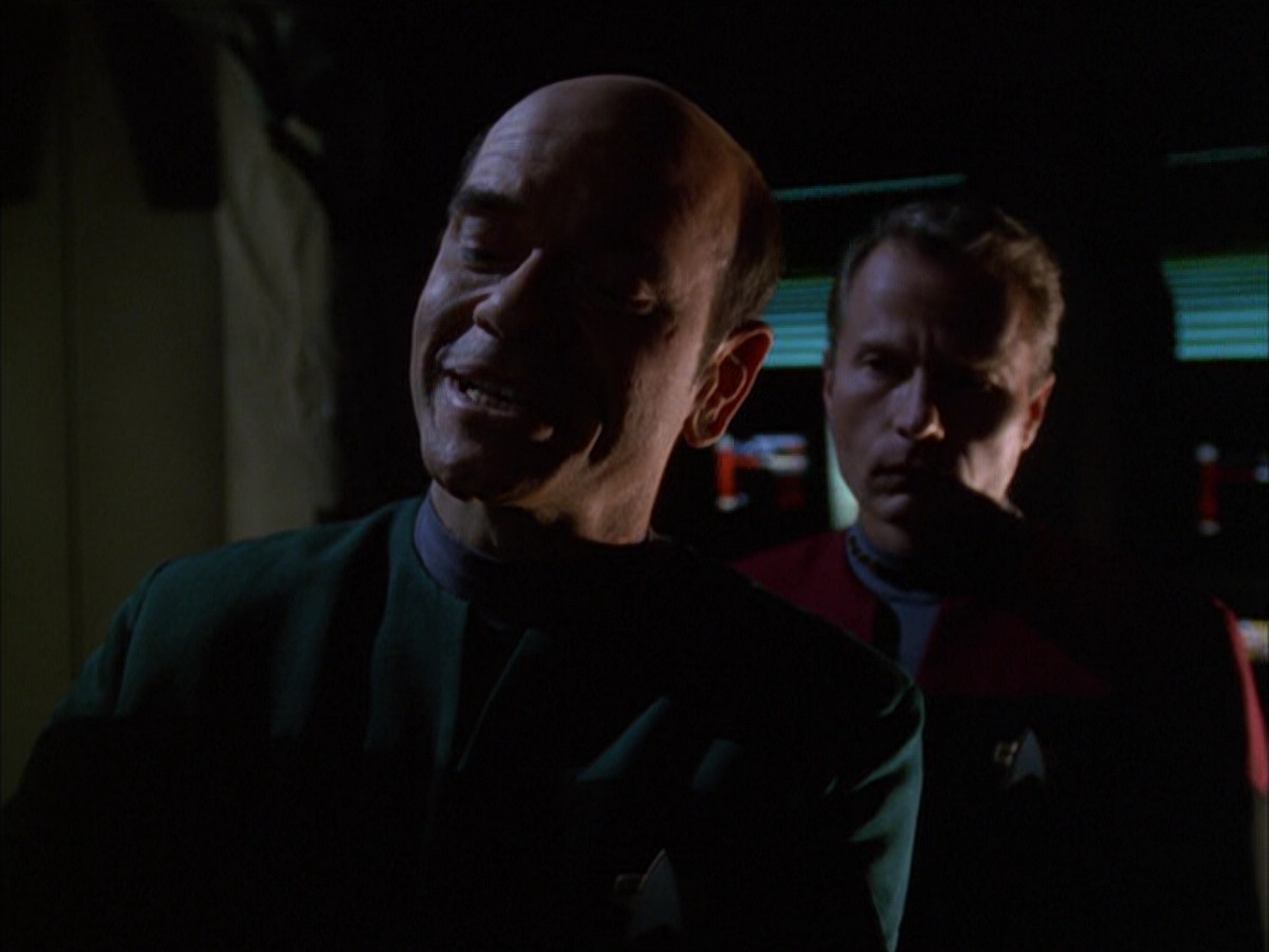 extant_StarTrek_VOY_6x01-EquinoxPart2_02438.jpg
