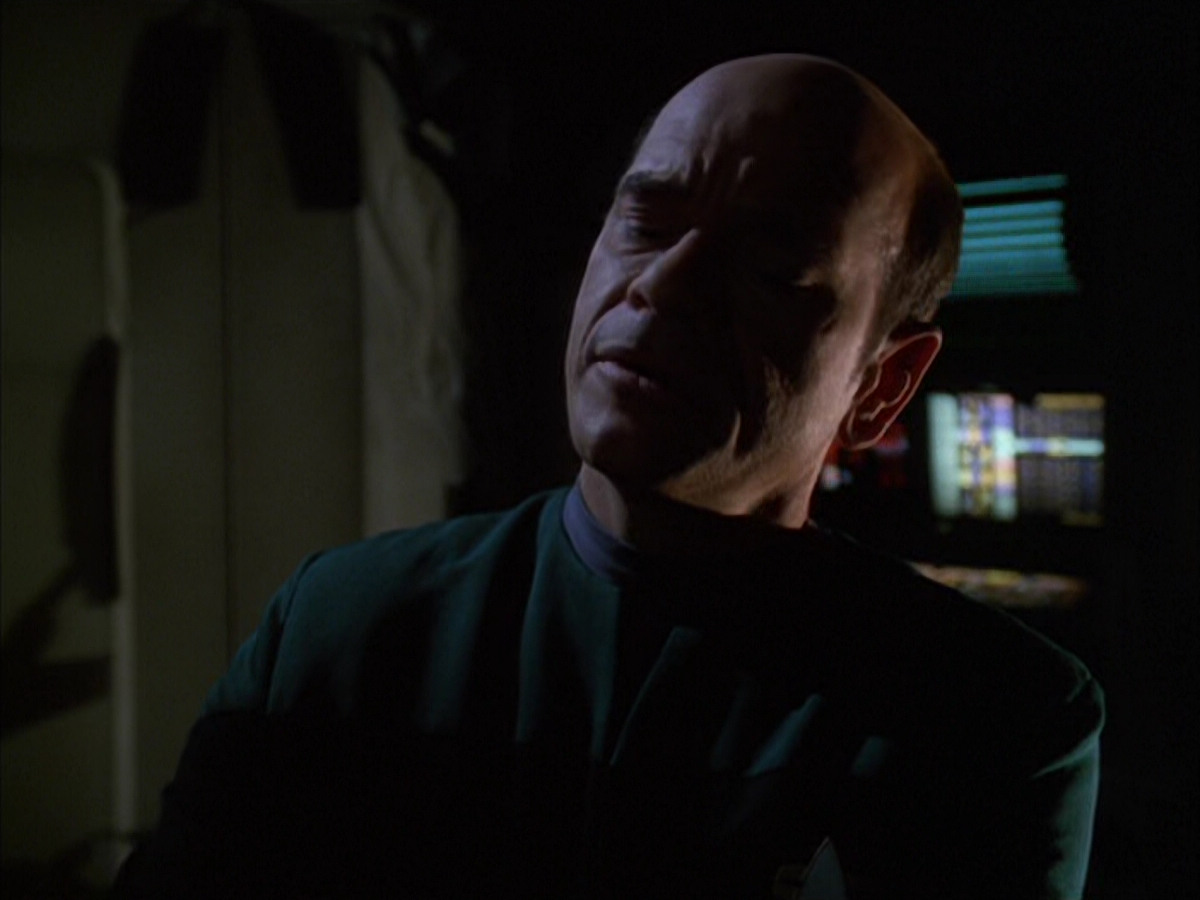extant_StarTrek_VOY_6x01-EquinoxPart2_02509.jpg