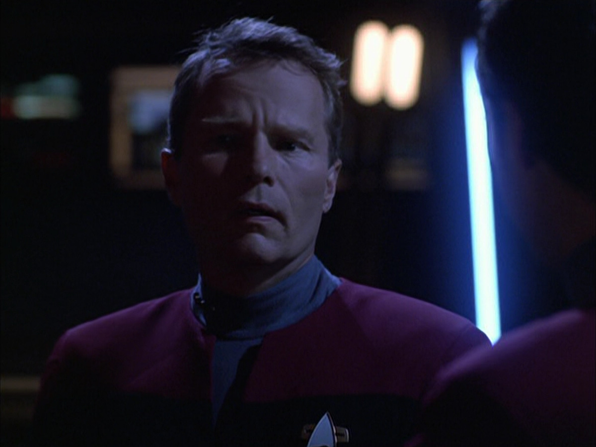 extant_StarTrek_VOY_6x01-EquinoxPart2_02670.jpg