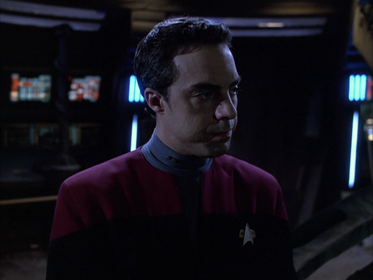 extant_StarTrek_VOY_6x01-EquinoxPart2_02749.jpg