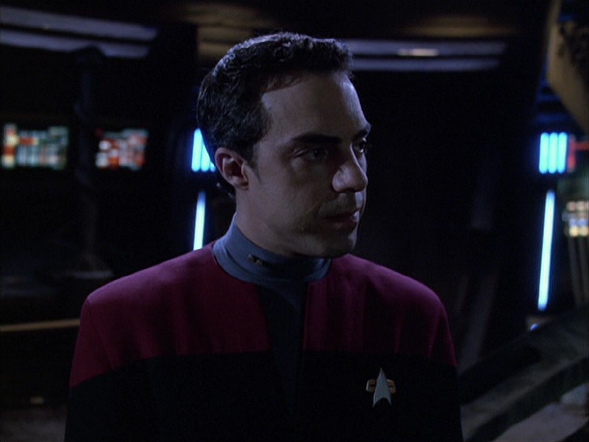 extant_StarTrek_VOY_6x01-EquinoxPart2_02756.jpg