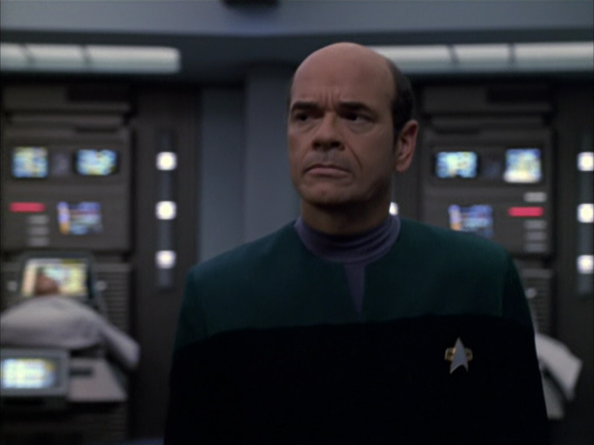 extant_StarTrek_VOY_6x01-EquinoxPart2_02770.jpg