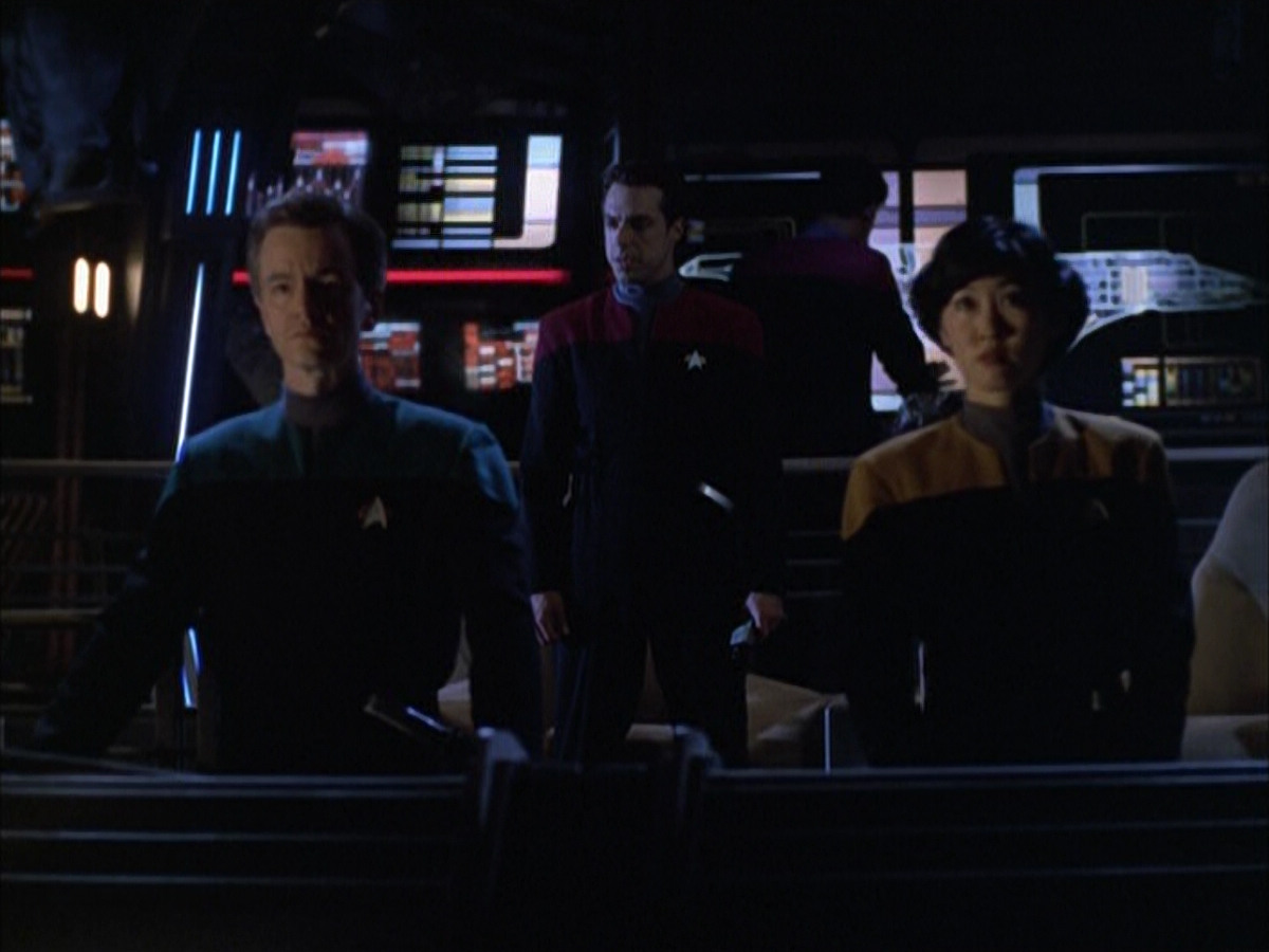 extant_StarTrek_VOY_6x01-EquinoxPart2_02784.jpg