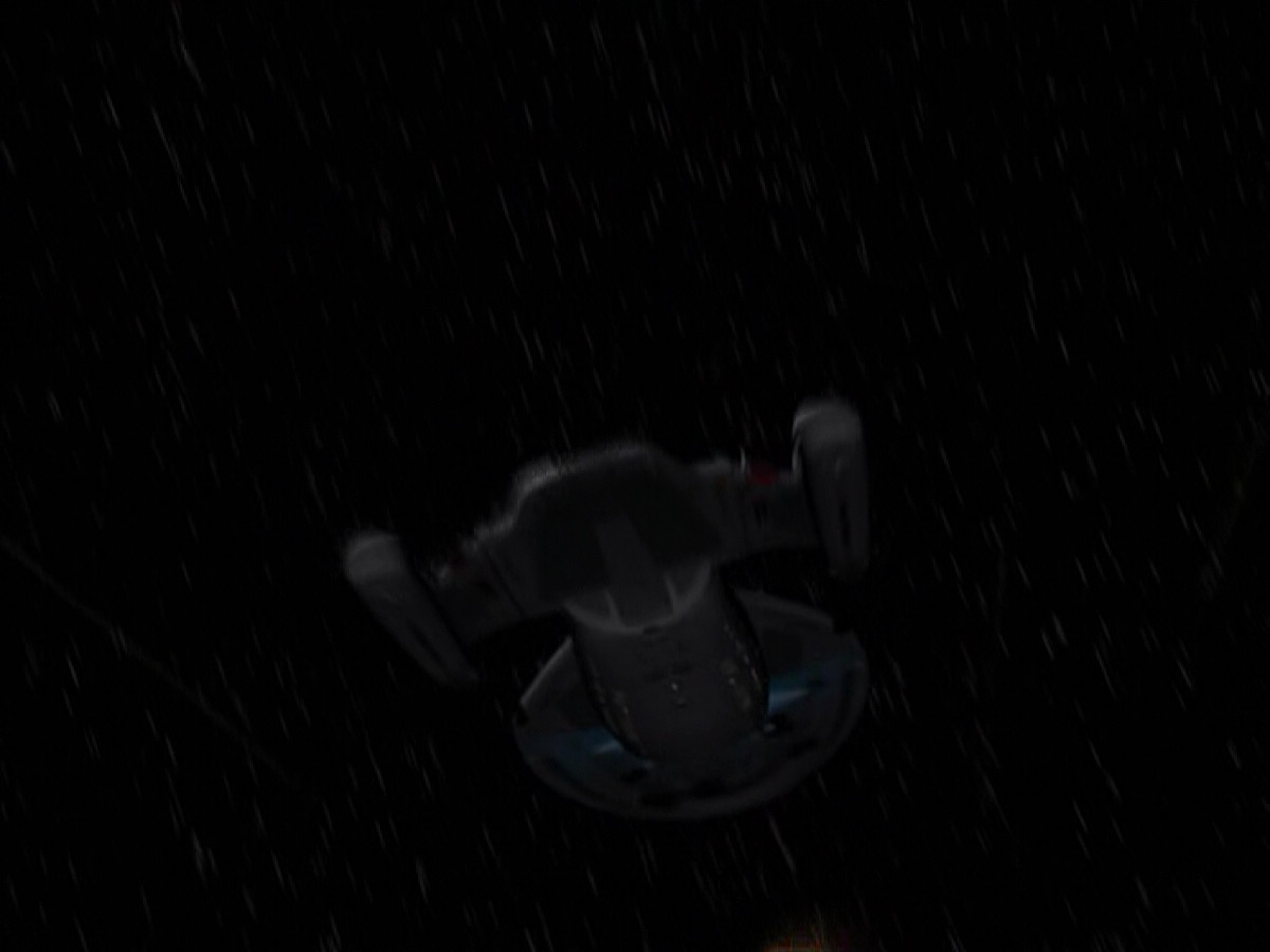 extant_StarTrek_VOY_6x01-EquinoxPart2_02810.jpg
