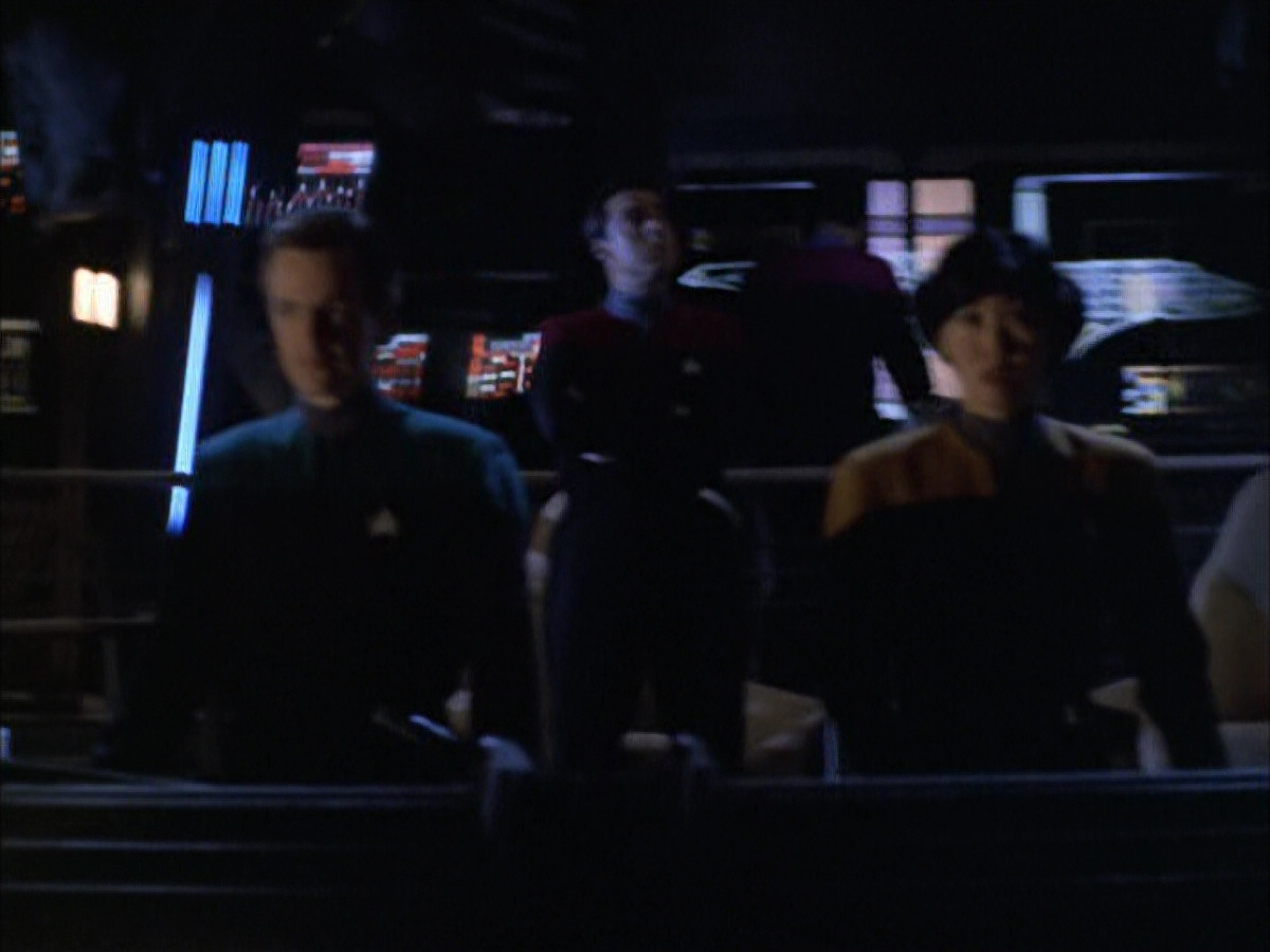 extant_StarTrek_VOY_6x01-EquinoxPart2_02815.jpg