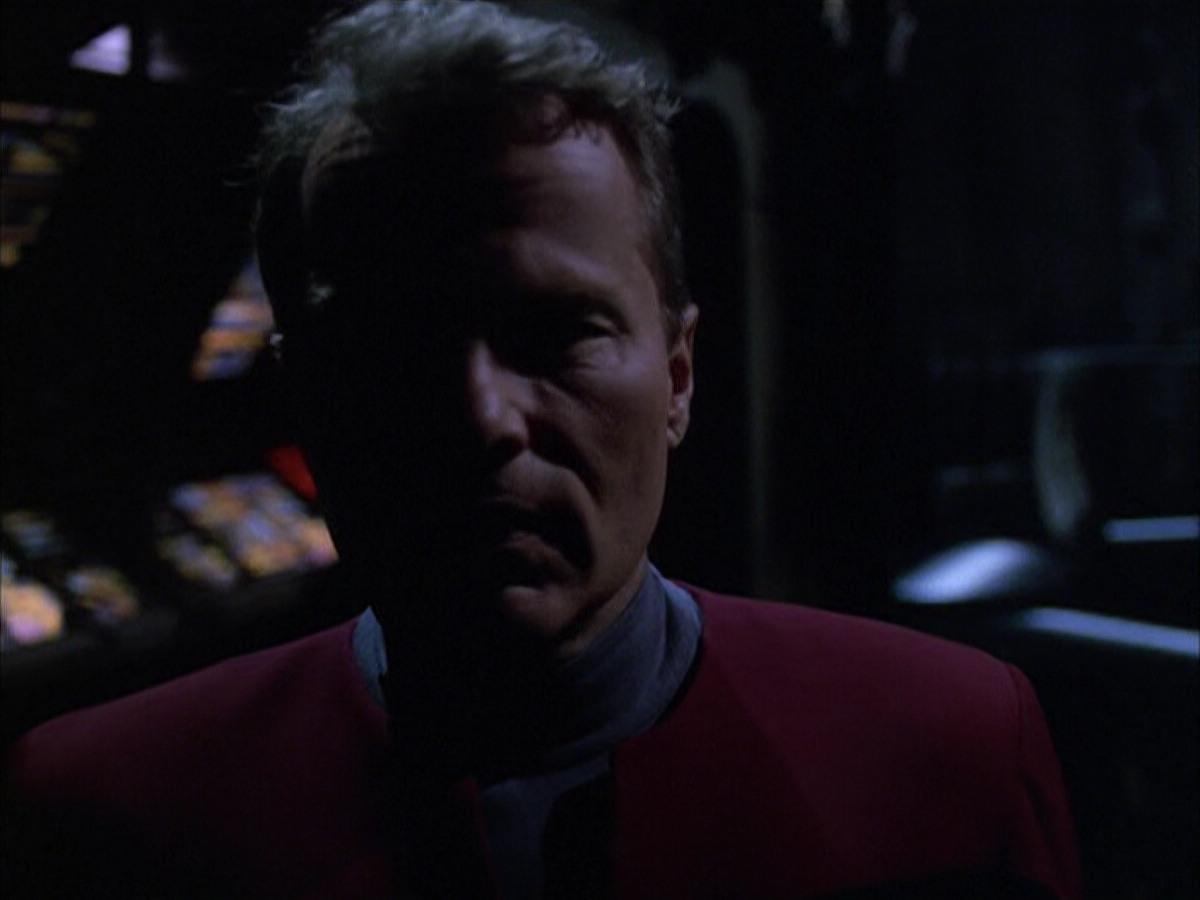extant_StarTrek_VOY_6x01-EquinoxPart2_02834.jpg