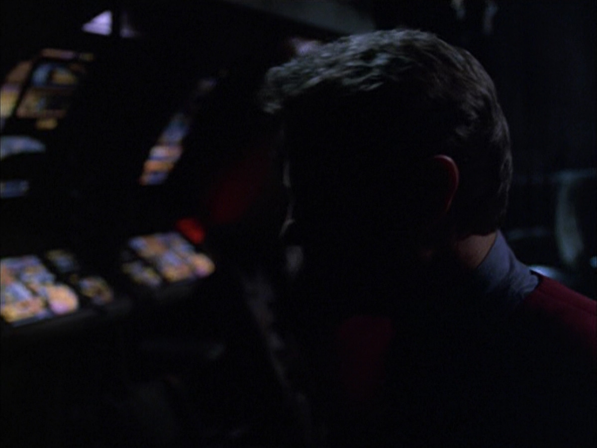 extant_StarTrek_VOY_6x01-EquinoxPart2_02836.jpg