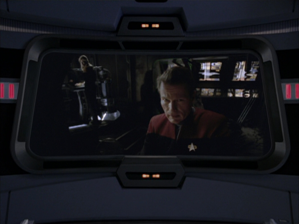 extant_StarTrek_VOY_6x01-EquinoxPart2_02955.jpg
