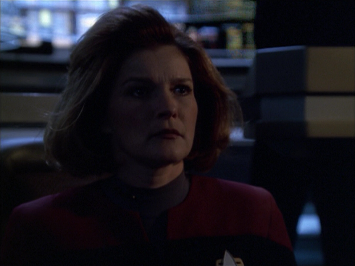 extant_StarTrek_VOY_6x01-EquinoxPart2_02964.jpg