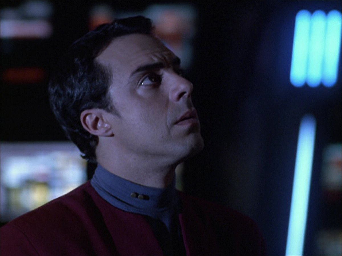 extant_StarTrek_VOY_6x01-EquinoxPart2_03073.jpg