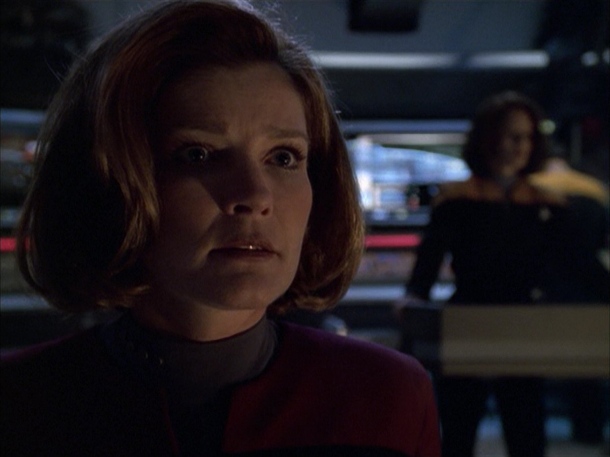 extant_StarTrek_VOY_6x01-EquinoxPart2_03189.jpg