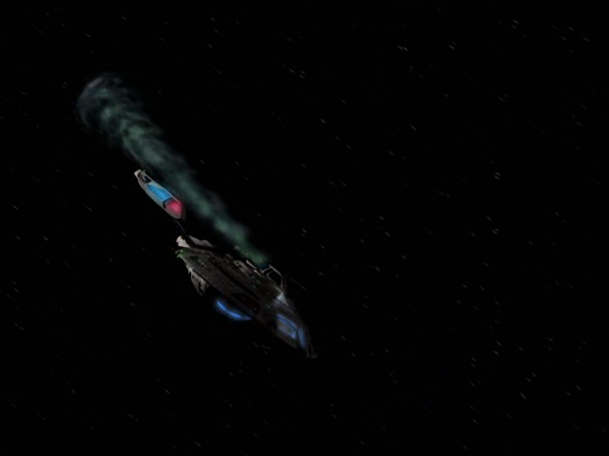 extant_StarTrek_VOY_6x01-EquinoxPart2_03215.jpg