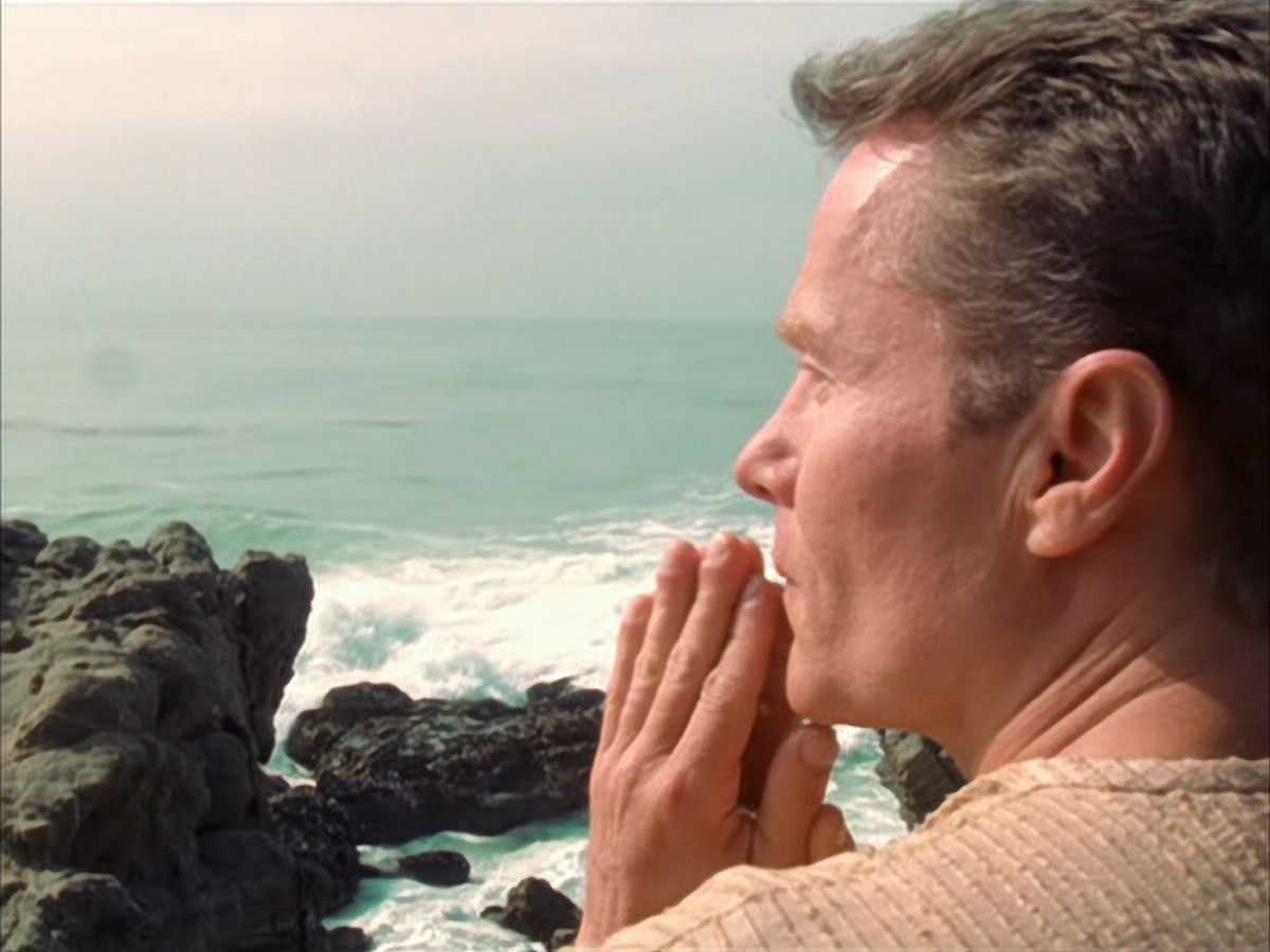 extant_StarTrek_VOY_6x01-EquinoxPart2_03248.jpg