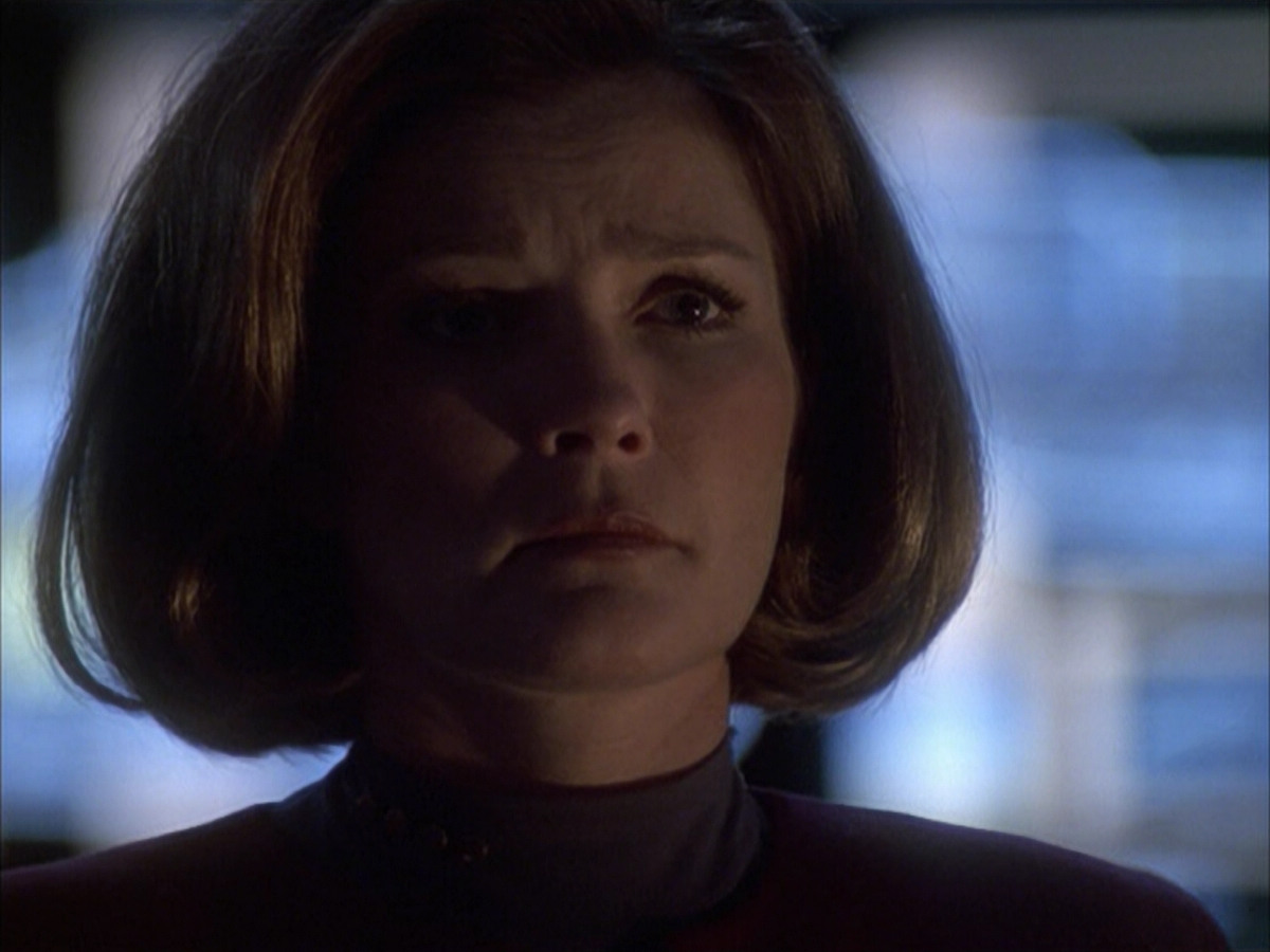 extant_StarTrek_VOY_6x01-EquinoxPart2_03292.jpg
