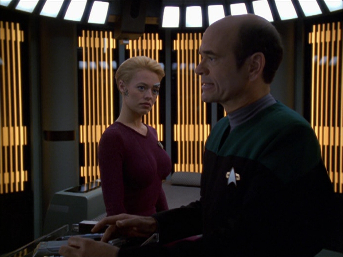 extant_StarTrek_VOY_6x01-EquinoxPart2_03333.jpg