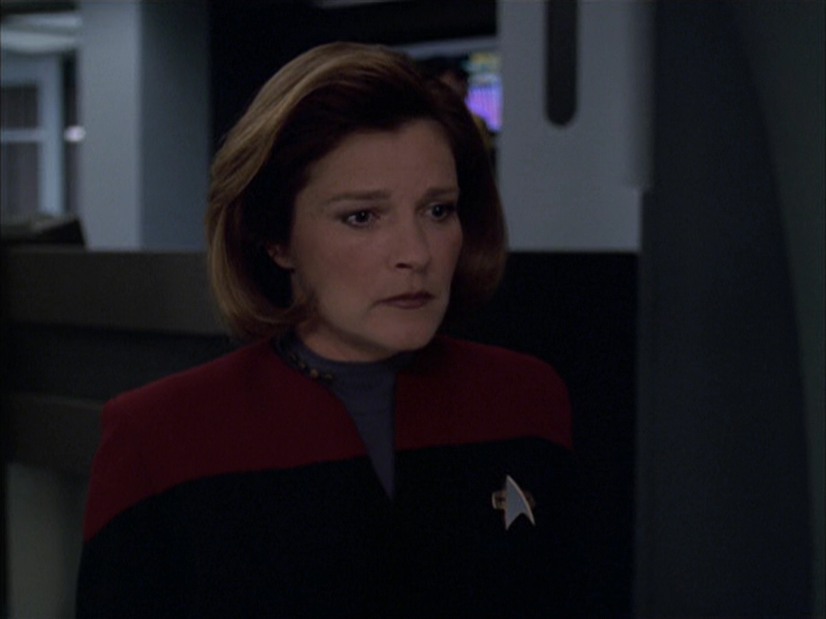 extant_StarTrek_VOY_6x01-EquinoxPart2_03630.jpg