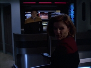 extant_StarTrek_VOY_6x01-EquinoxPart2_00178.jpg