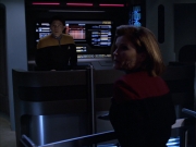 extant_StarTrek_VOY_6x01-EquinoxPart2_00181.jpg