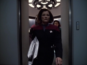 Filename=extant_StarTrek_VOY_6x01-EquinoxPart2_00368.jpg
Filesize=143KiB
Dimensions=1200x900
Date added=Dec 27, 2019 extant_StarTrek_VOY_6x01-EquinoxPart2_00368.jpg