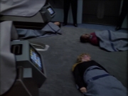 extant_StarTrek_VOY_6x01-EquinoxPart2_00410.jpg