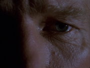 extant_StarTrek_VOY_6x01-EquinoxPart2_00522.jpg