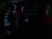 extant_StarTrek_VOY_6x01-EquinoxPart2_00552.jpg