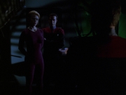 extant_StarTrek_VOY_6x01-EquinoxPart2_00553.jpg