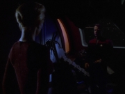 extant_StarTrek_VOY_6x01-EquinoxPart2_00555.jpg