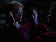 extant_StarTrek_VOY_6x01-EquinoxPart2_00620.jpg