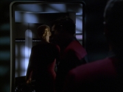 extant_StarTrek_VOY_6x01-EquinoxPart2_00627.jpg
