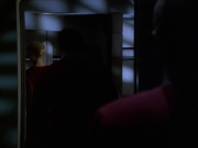 extant_StarTrek_VOY_6x01-EquinoxPart2_00628.jpg