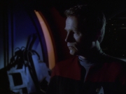 extant_StarTrek_VOY_6x01-EquinoxPart2_00633.jpg