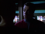 extant_StarTrek_VOY_6x01-EquinoxPart2_00669.jpg