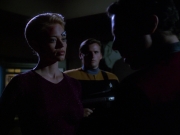 extant_StarTrek_VOY_6x01-EquinoxPart2_00672.jpg