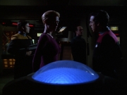 extant_StarTrek_VOY_6x01-EquinoxPart2_00679.jpg