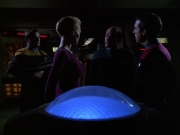 extant_StarTrek_VOY_6x01-EquinoxPart2_00686.jpg