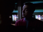 extant_StarTrek_VOY_6x01-EquinoxPart2_00688.jpg
