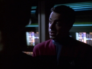 extant_StarTrek_VOY_6x01-EquinoxPart2_00689.jpg