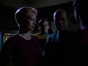 extant_StarTrek_VOY_6x01-EquinoxPart2_00693.jpg