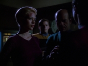 extant_StarTrek_VOY_6x01-EquinoxPart2_00694.jpg