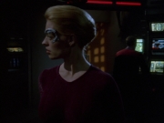 extant_StarTrek_VOY_6x01-EquinoxPart2_00771.jpg