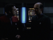 extant_StarTrek_VOY_6x01-EquinoxPart2_00778.jpg