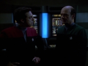 extant_StarTrek_VOY_6x01-EquinoxPart2_00785.jpg