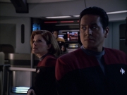 extant_StarTrek_VOY_6x01-EquinoxPart2_00874.jpg