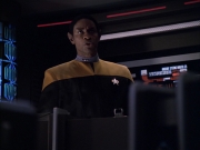 extant_StarTrek_VOY_6x01-EquinoxPart2_00893.jpg